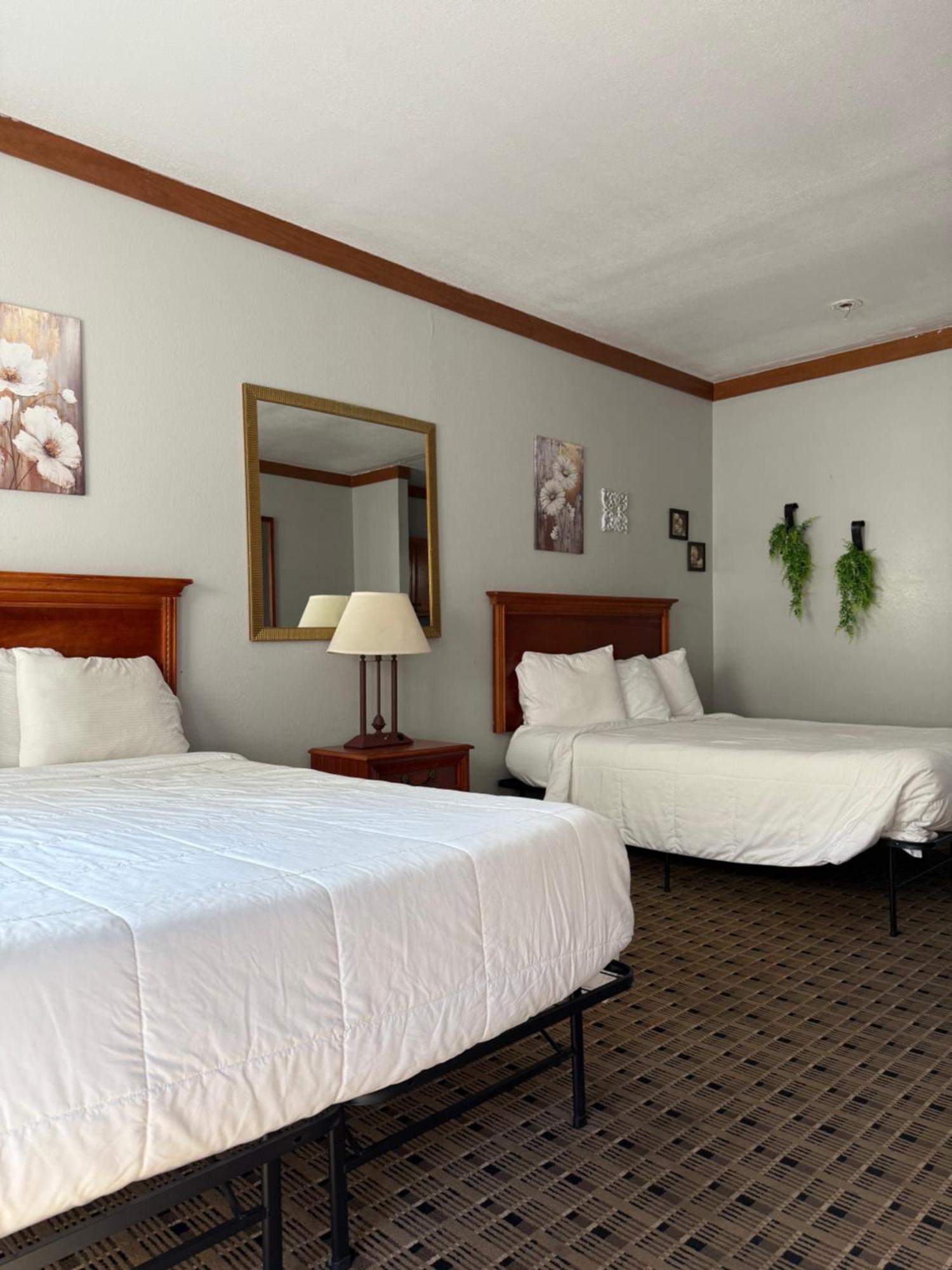 Qualla Cabins And Motel Cherokee Near Casino Whittier Екстериор снимка